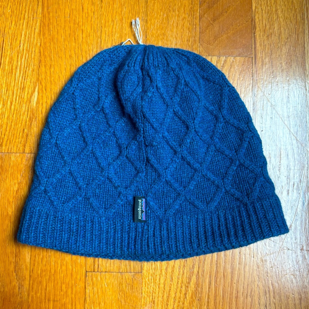 NWT Patagonia Honeycomb Knit Beanie Steller Blue Wool Blend Women’s One Size